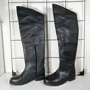 BLACK KNEE HIGH LEATHER BOOTS SIZE 8